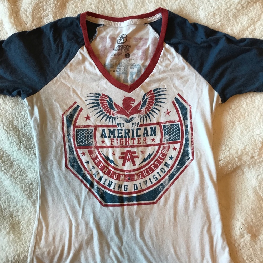 💎SOLD💎 American fighter tee